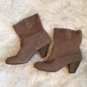 5th Avenue Suede Booties